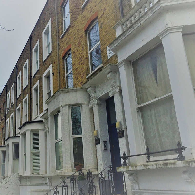 Image Of A Row Of Houses