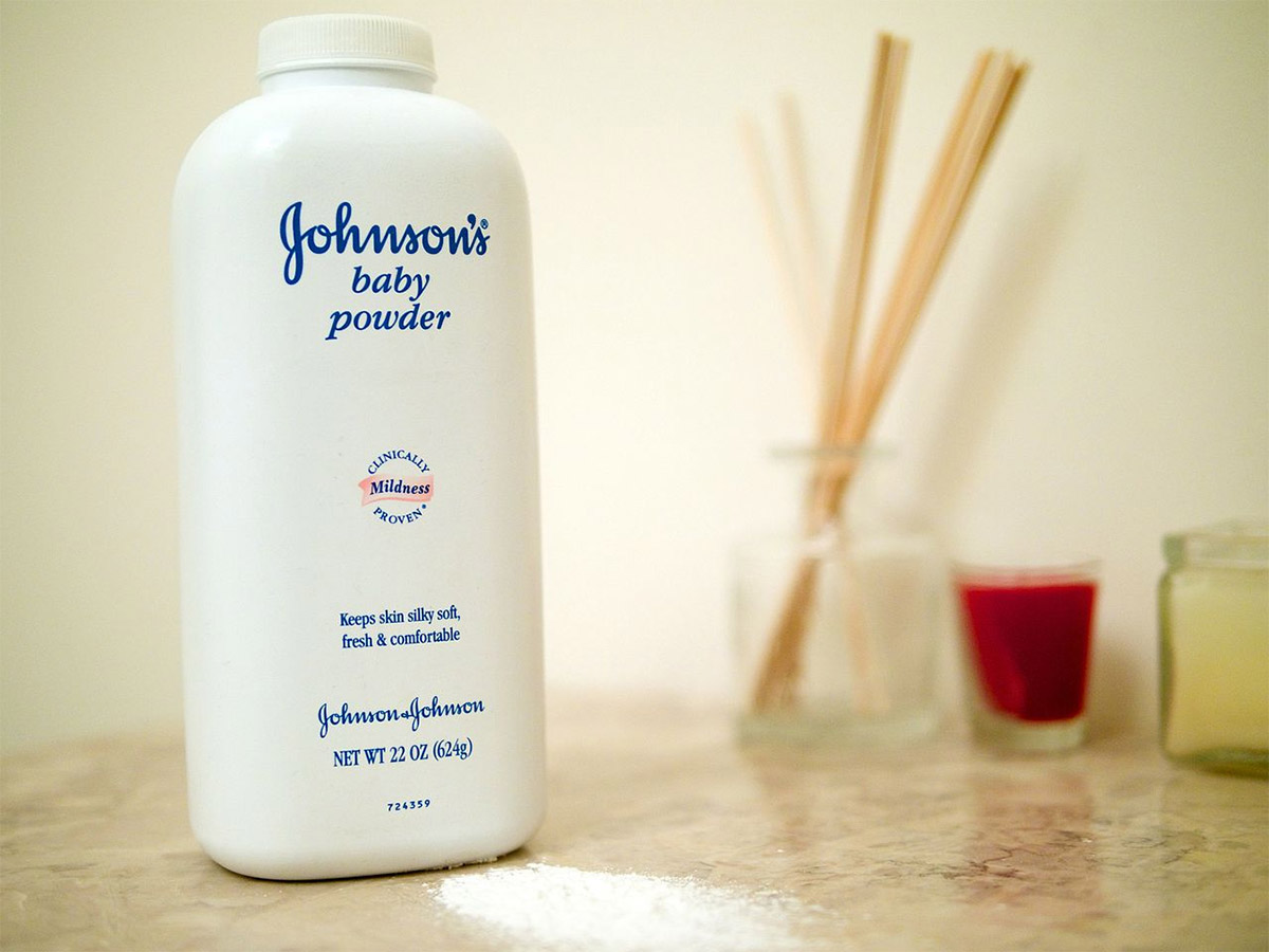 Johnsons Baby Powder Product Shot